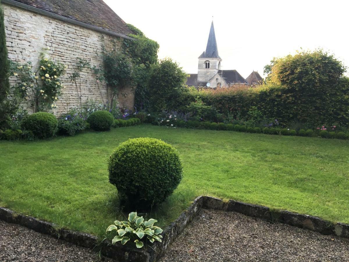 B&B Le Jardin De Carco Châtillon-sur-Seine Екстериор снимка